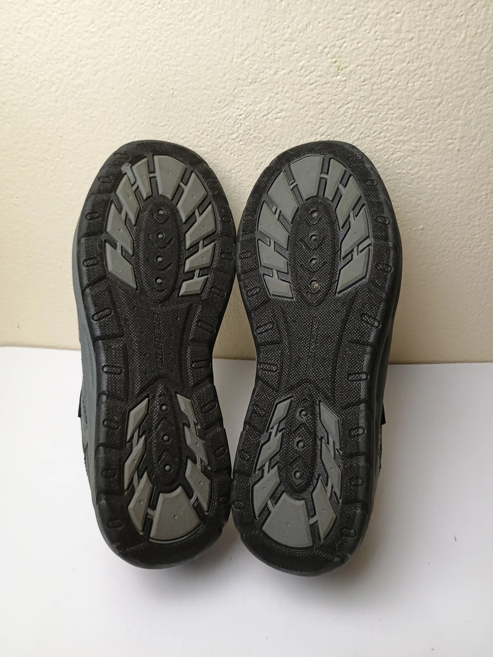 Skechers Cohagen - Vierra Men's 13 Black Slip-On Casual Loafers Relaxed Fit